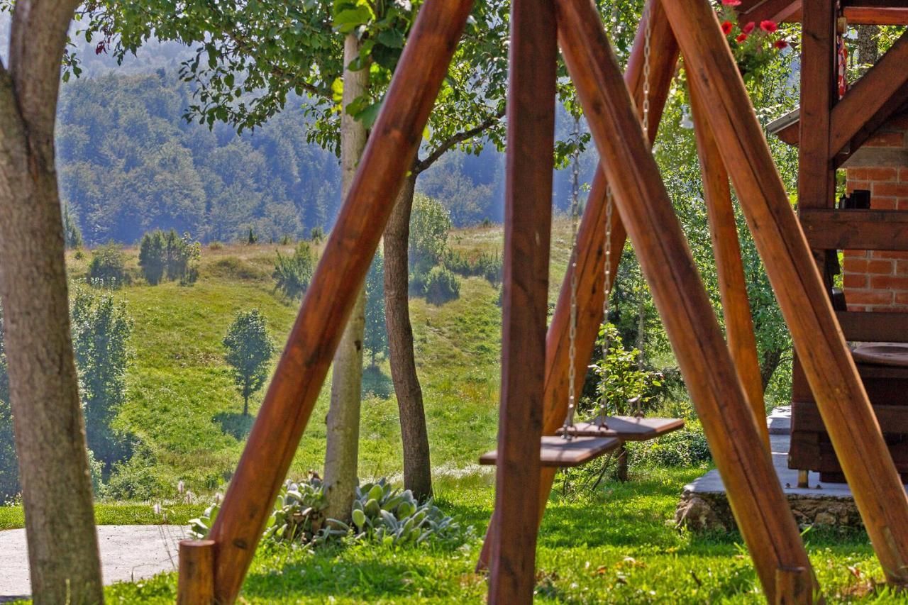 Andrea In Sertic Poljana - Haus Fuer 6 Personen Plitvička Jezera 外观 照片