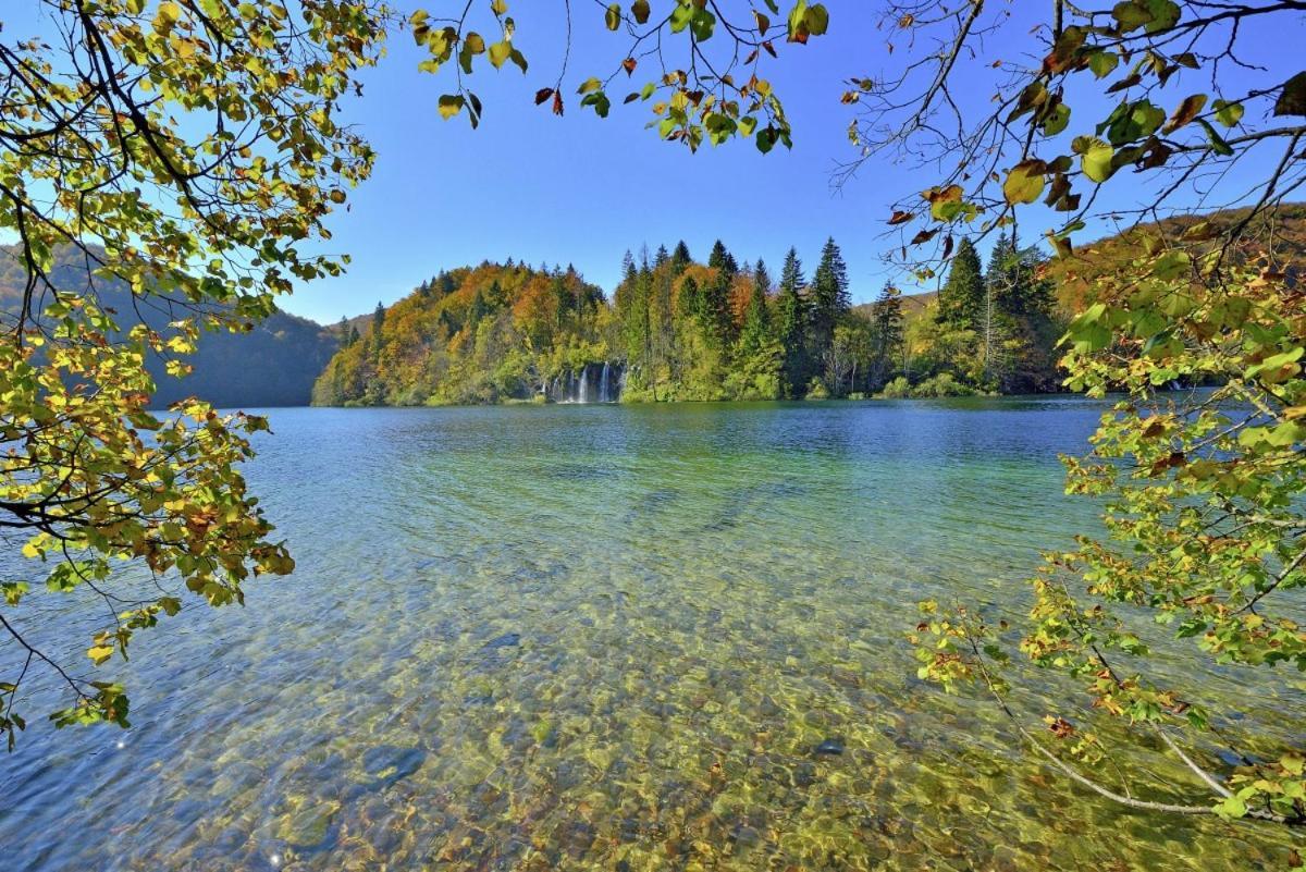 Andrea In Sertic Poljana - Haus Fuer 6 Personen Plitvička Jezera 外观 照片